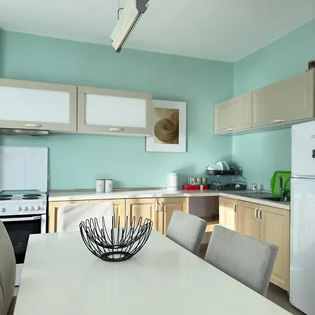 Seaview Apartment